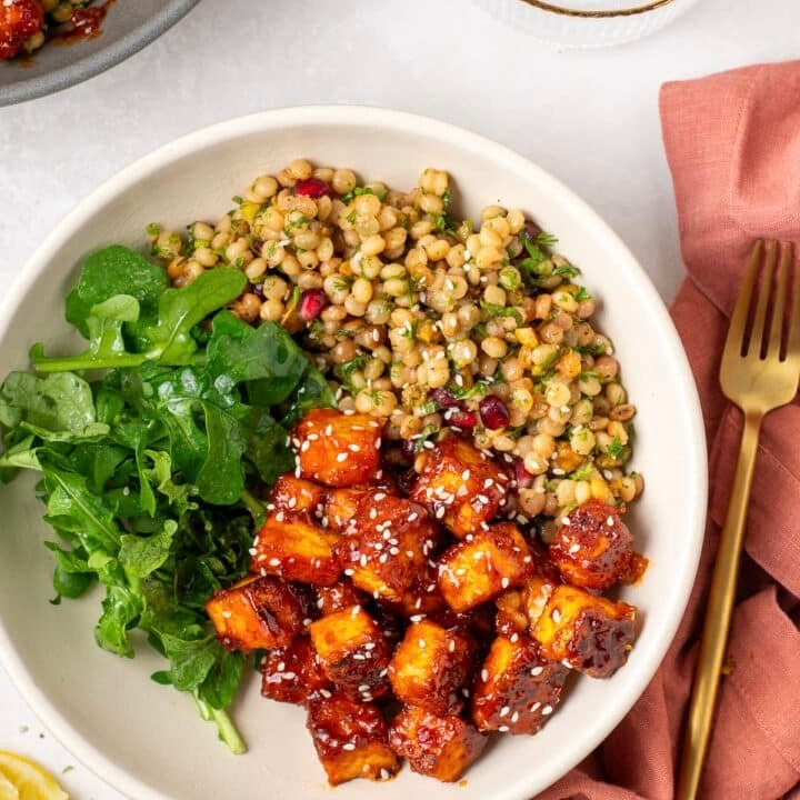 Couscous with Harissa Tofu Bowl